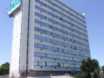 Apartment / Flat For Sale in Parow, Parow