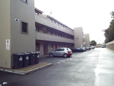 Apartment / Flat For Sale in Kraaifontein, Kraaifontein