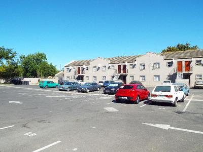 Apartment / Flat For Rent in Kraaifontein Industria, Kraaifontein