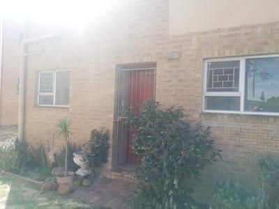 Apartment / Flat For Rent in Bellville, Bellville