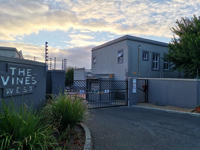 Apartment / Flat For Rent in Uitzicht, Durbanville