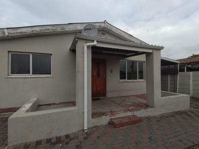 House For Sale in Scottsville, Kraaifontein